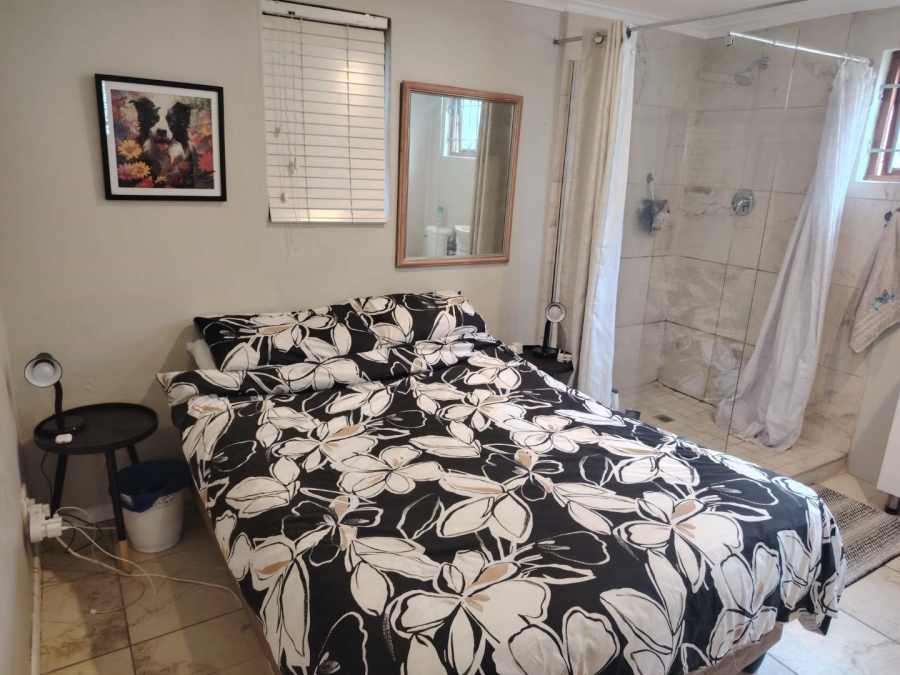 1 Bedroom Property for Sale in Oakdale Western Cape